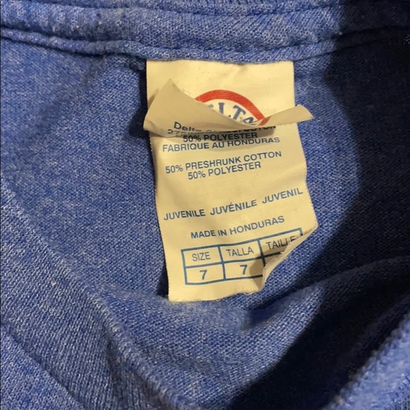 Lot of 2 Graphic Tees - Picture 7 of 8